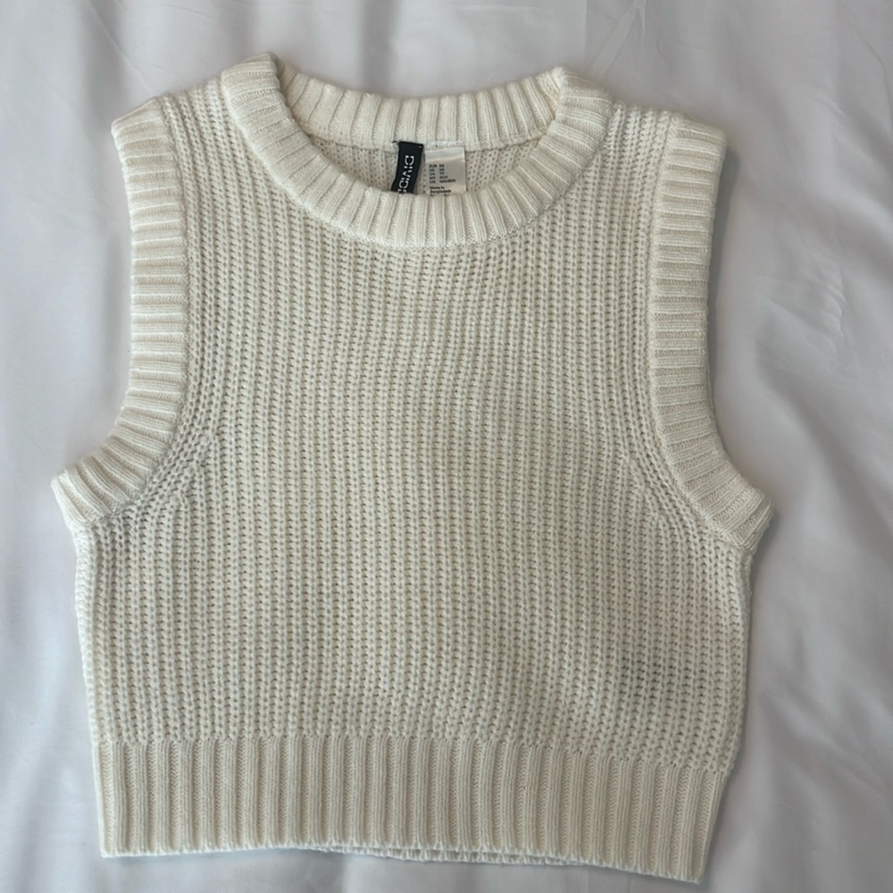 H&M Cream Sweater Vest